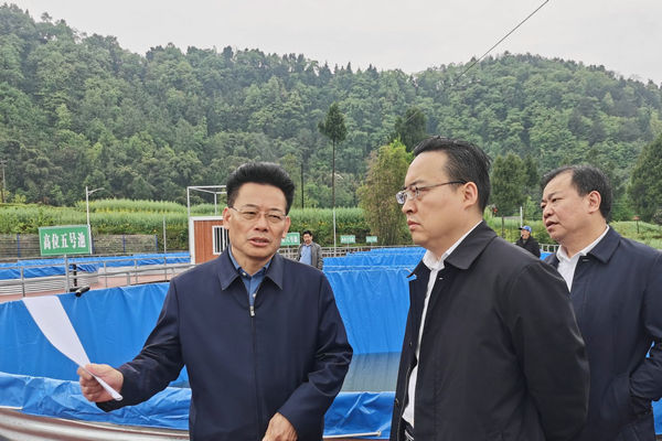 卿足平赴平昌县调研鱼米之乡建设和渔政执法工作