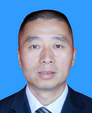 薛学深 厅党组成员,副厅长